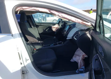 2017 Chevrolet Cruze Lt Auto from USA, damaged, VIN 1G1BE5SM7H7102138